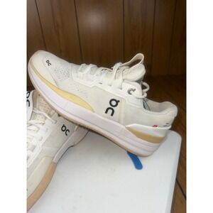 On Roger Pro Cloudswift Athletic Tennis  Shoes Womens US 9.5 White‎